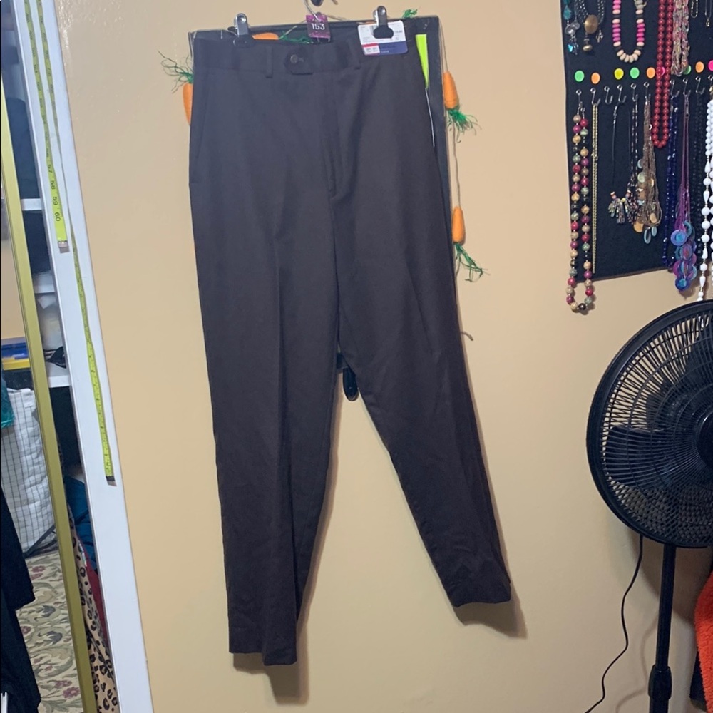 #153 32x32 Louis Raphael Brown Pants